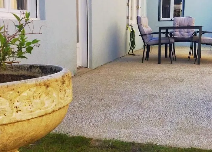 La Maison De Nénette Maison d'hôtes