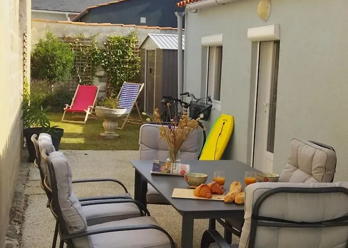 La Maison De Nénette Maison d'hôtes